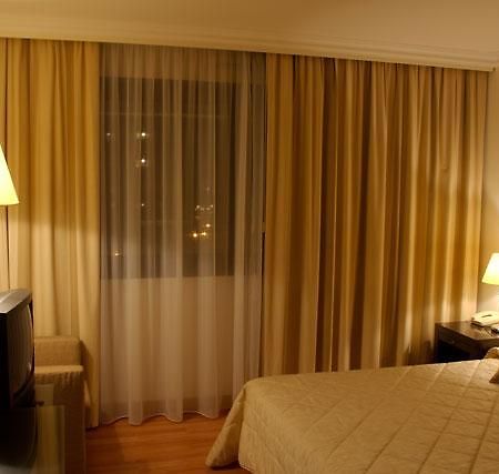 Hotelience Ferney Voltaire Geneve Aeroport Chambre photo
